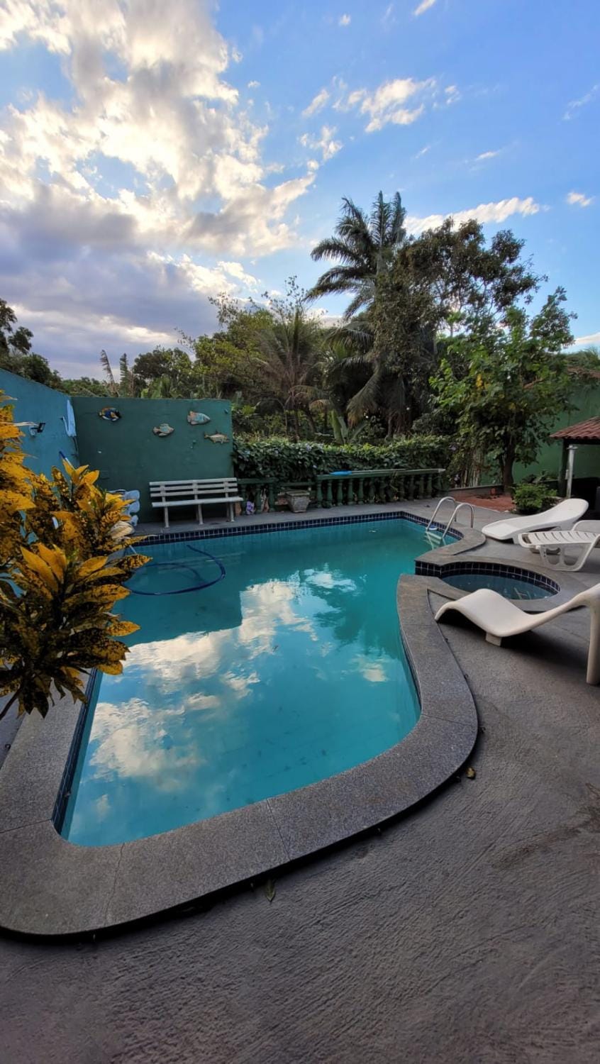 Casa Clorophila, suíte com varanda para 4 pessoas Bed and Breakfast in Vila Velha