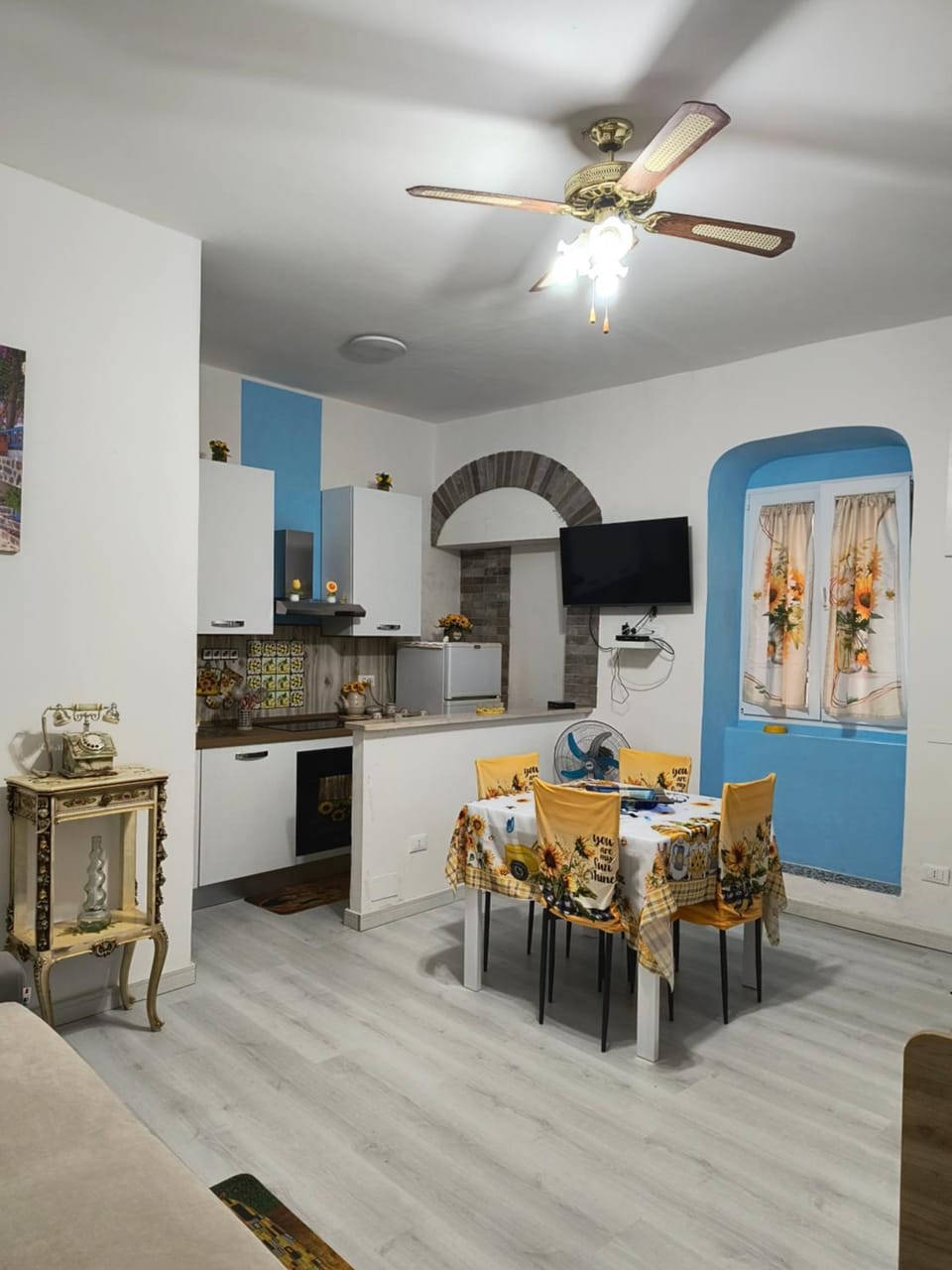 Monolocale in vicolo storico Gin Tonic Lemon Apartment in Rodi Garganico