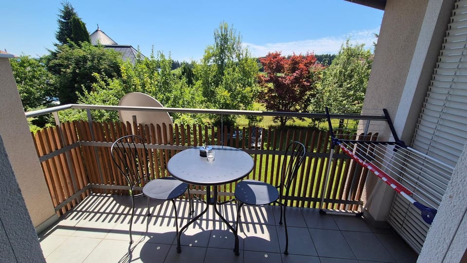 Balcony/Terrace, Seating area, Garden view