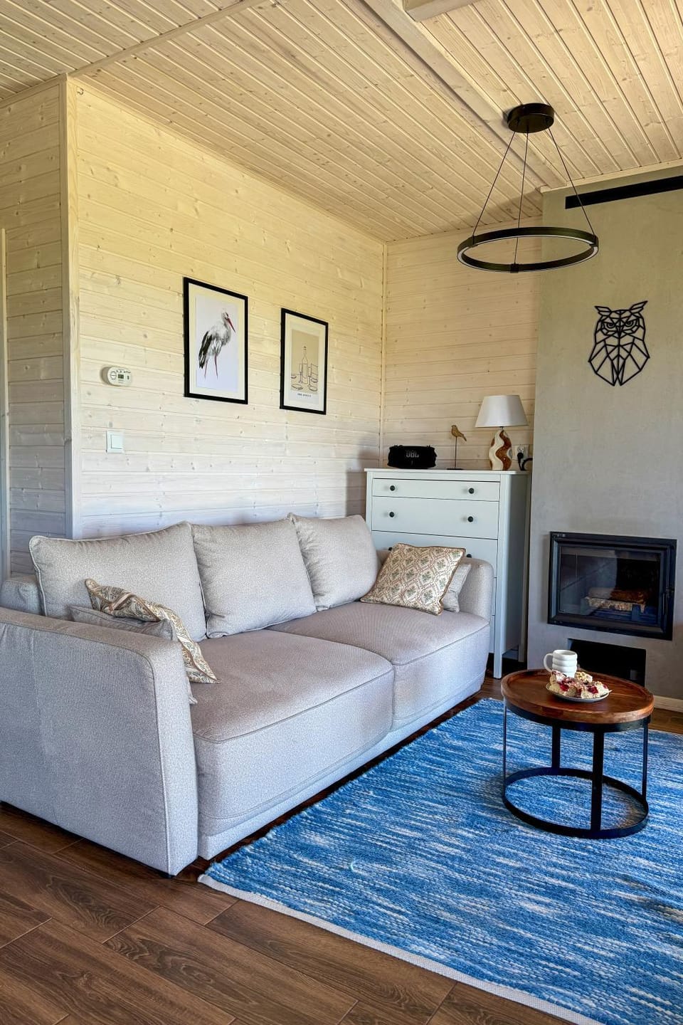 TV and multimedia, Living room, Seating area, fireplace