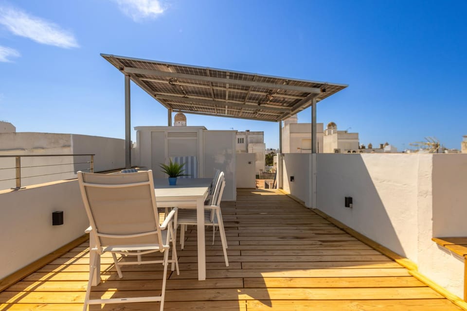 Patio, Day, View (from property/room), Balcony/Terrace, Dining area