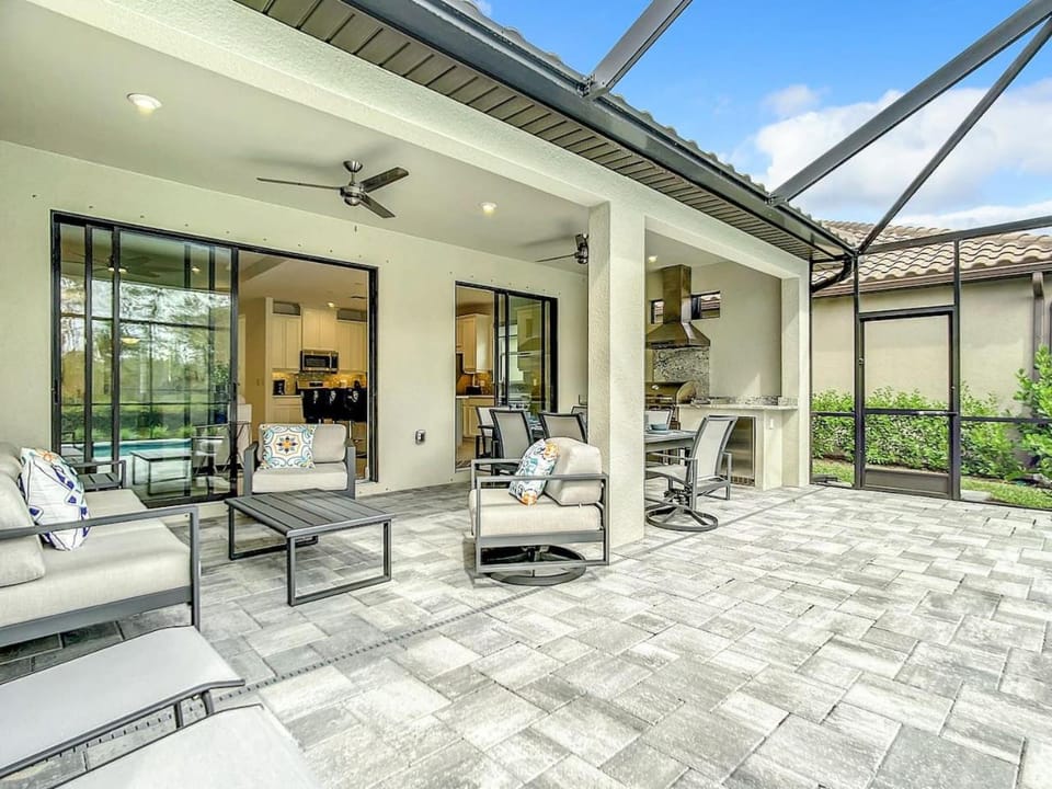 Patio, Seating area