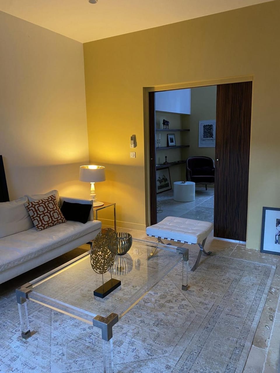 Living room, Seating area