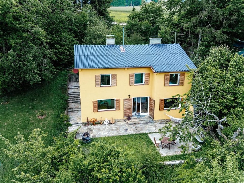 Property building, Garden, Garden view