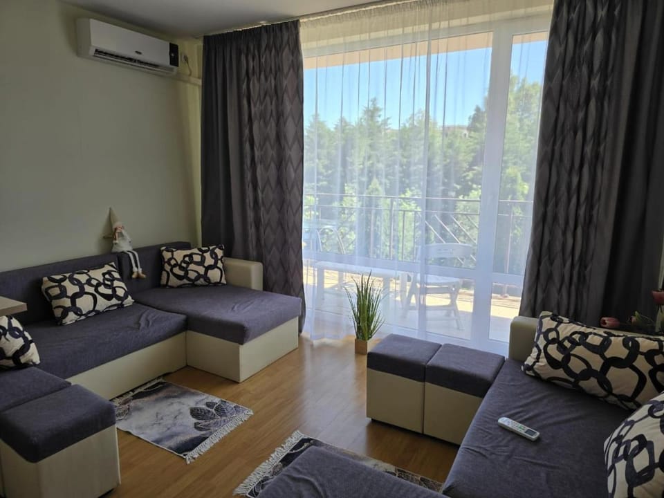 Orchid Fort Garden Apartment in Sunny Beach