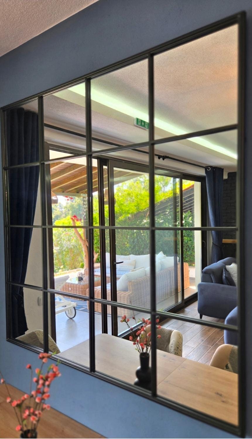 Balcony/Terrace, Living room