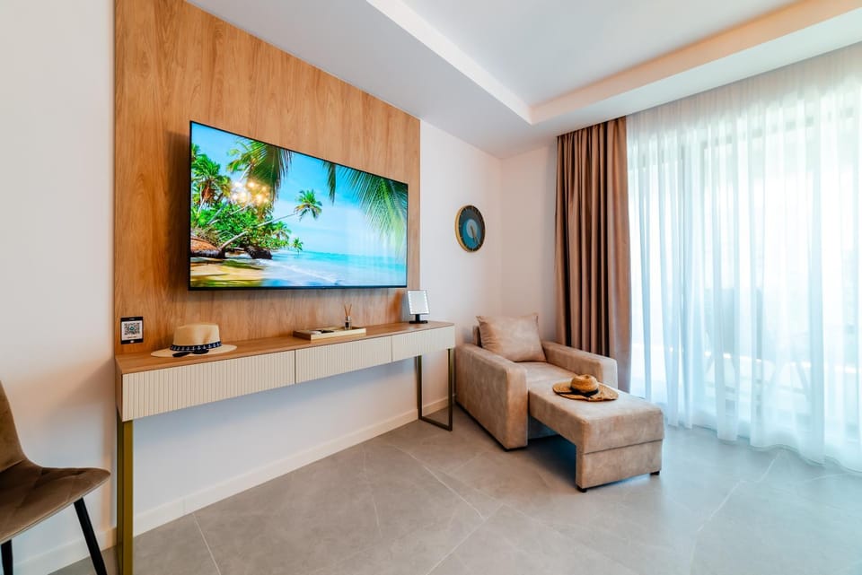 TV and multimedia, Living room, Seating area