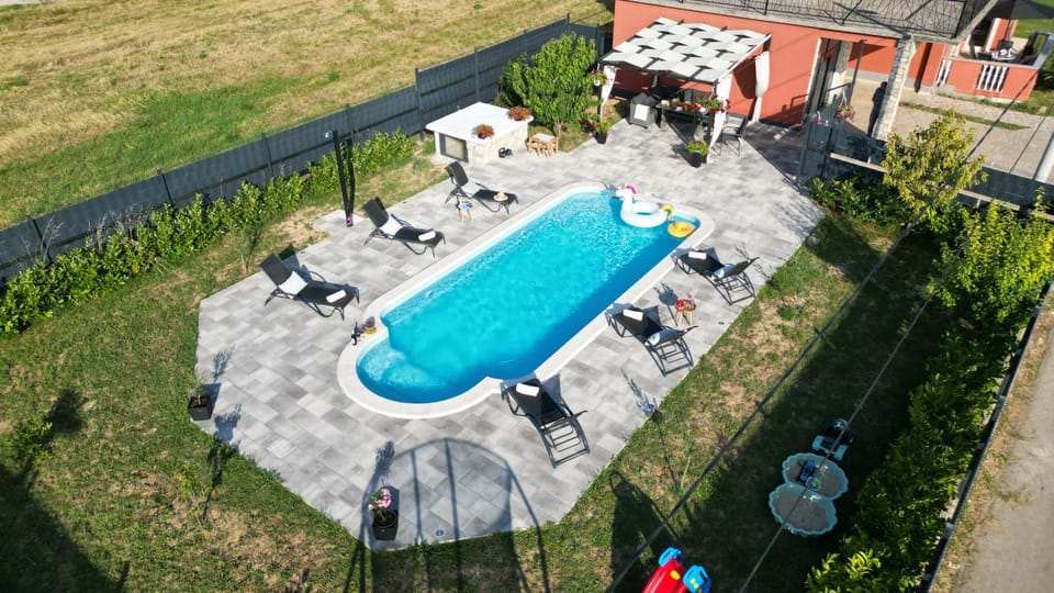 Pool view, Swimming pool