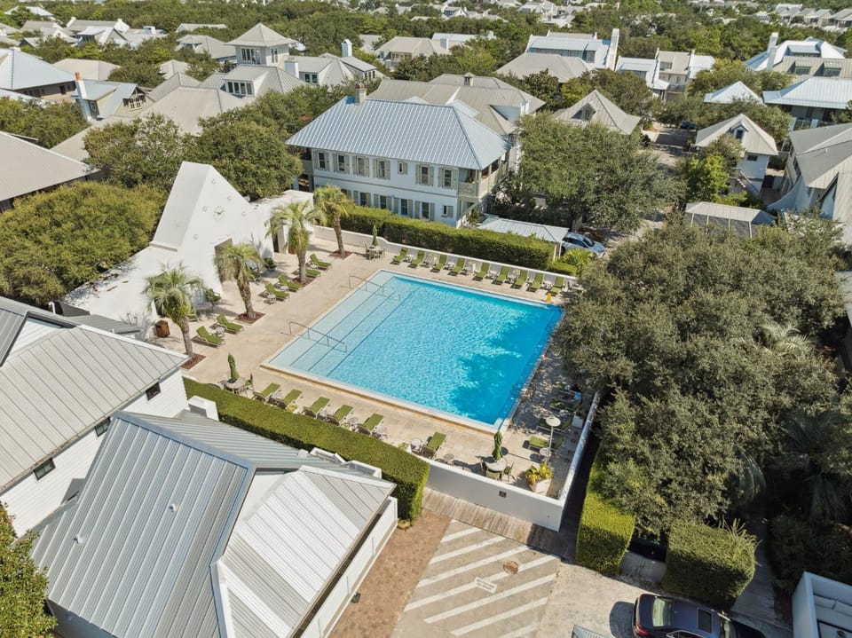 90 N Cartagena Carriage House by 30A Escapes Bed and Breakfast in Rosemary Beach