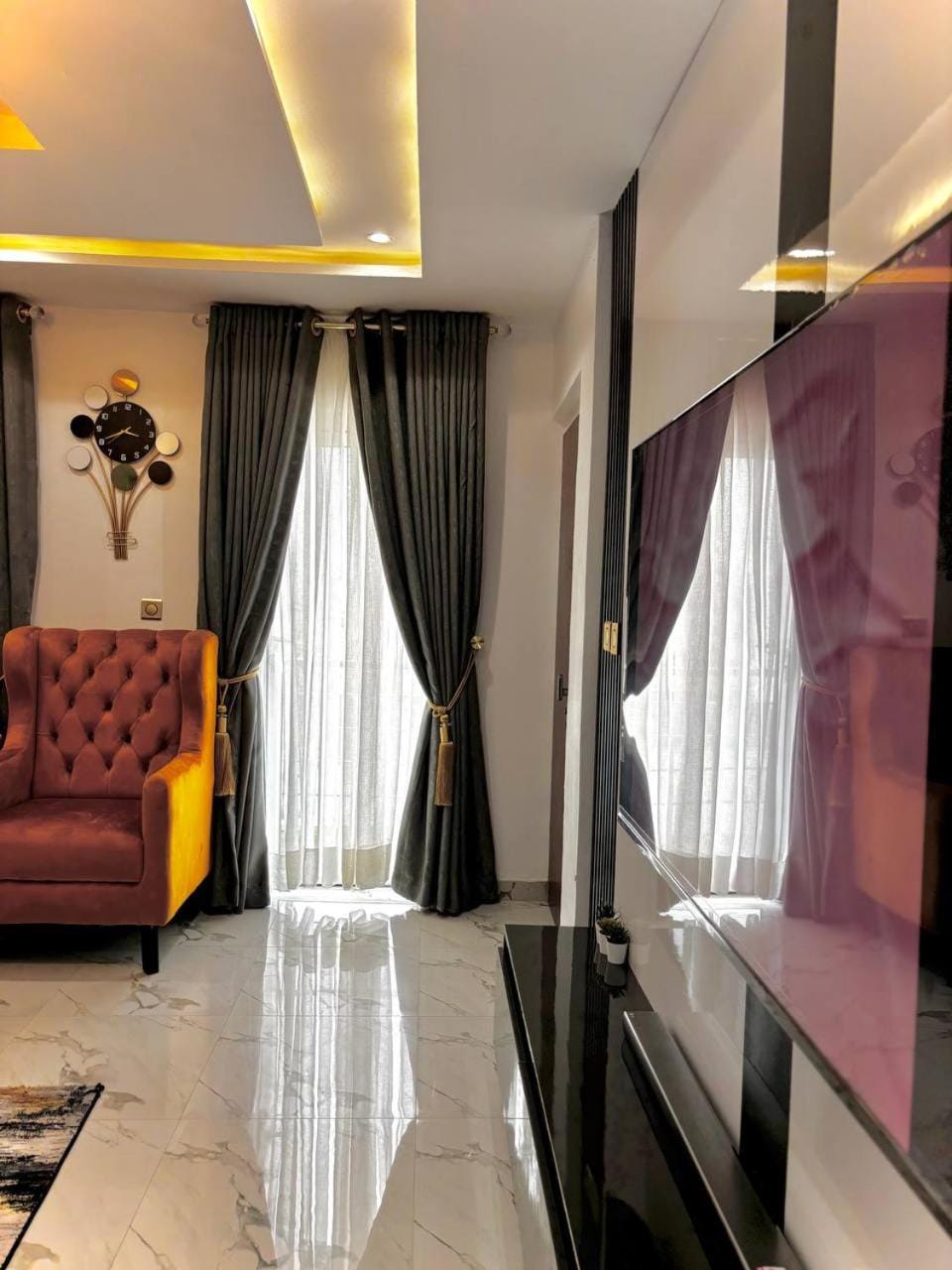 TV and multimedia, Living room, Seating area