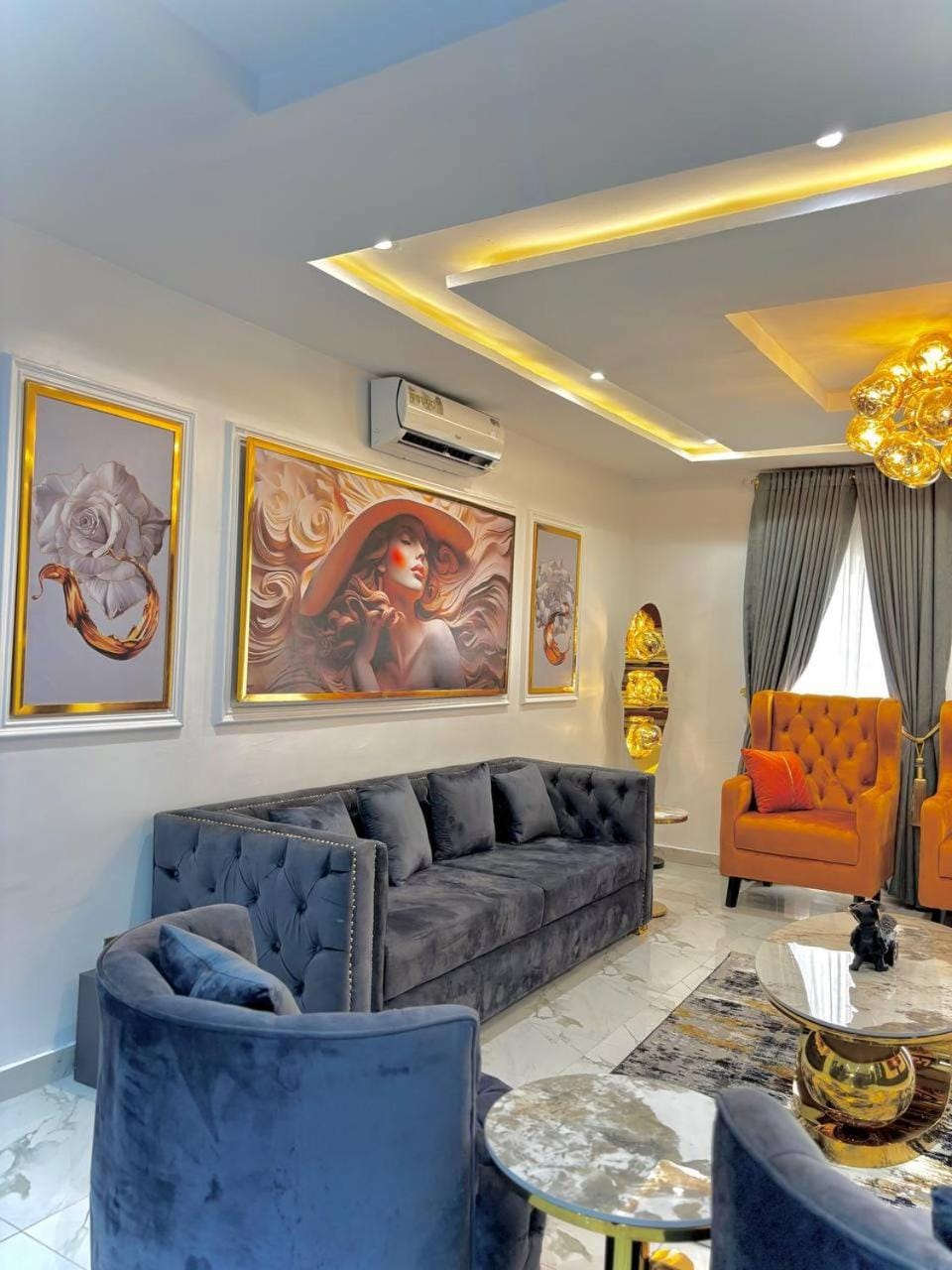Living room, Seating area, air conditioner