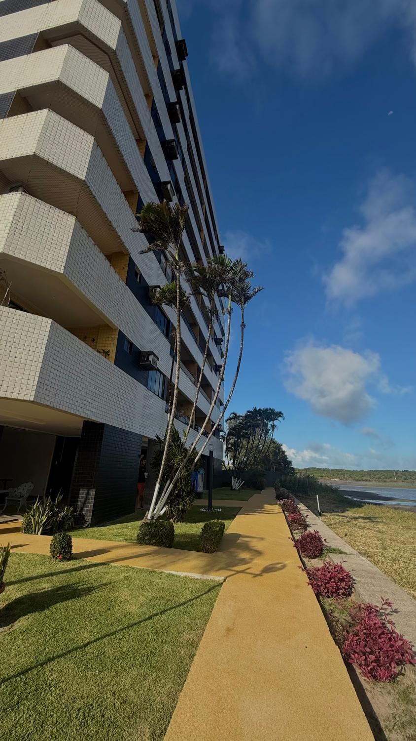 Apartamento com 4 suítes em Salinas - Pa Apartment in State of Pará