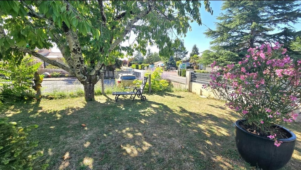 Studio Rubis proche Thermes Apartment in Jonzac