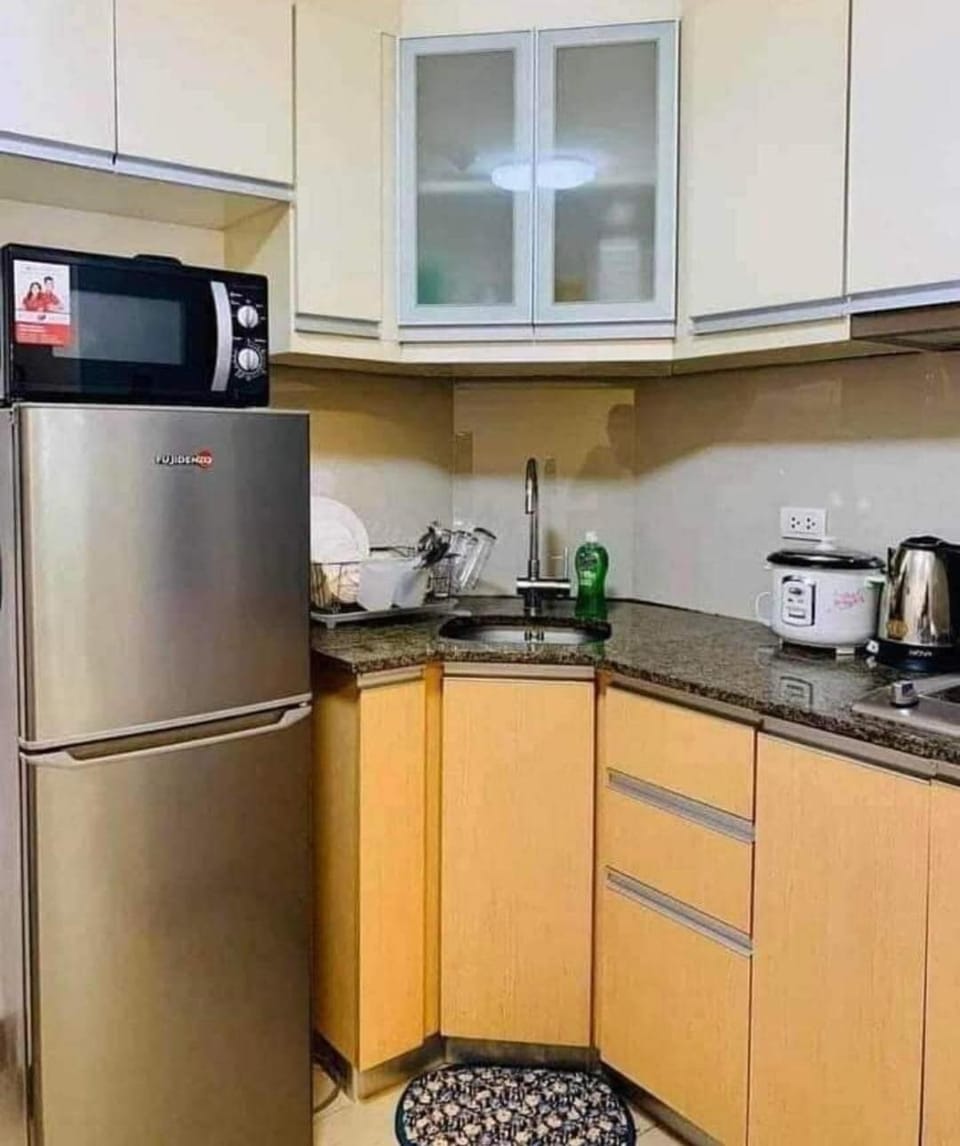 Staycation Unit at Two Palm Across Naia T3 with WIFI Apartment in Pasay