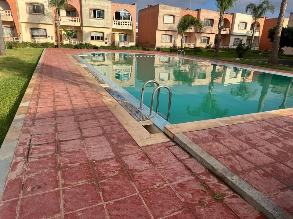 Pool view, Swimming pool