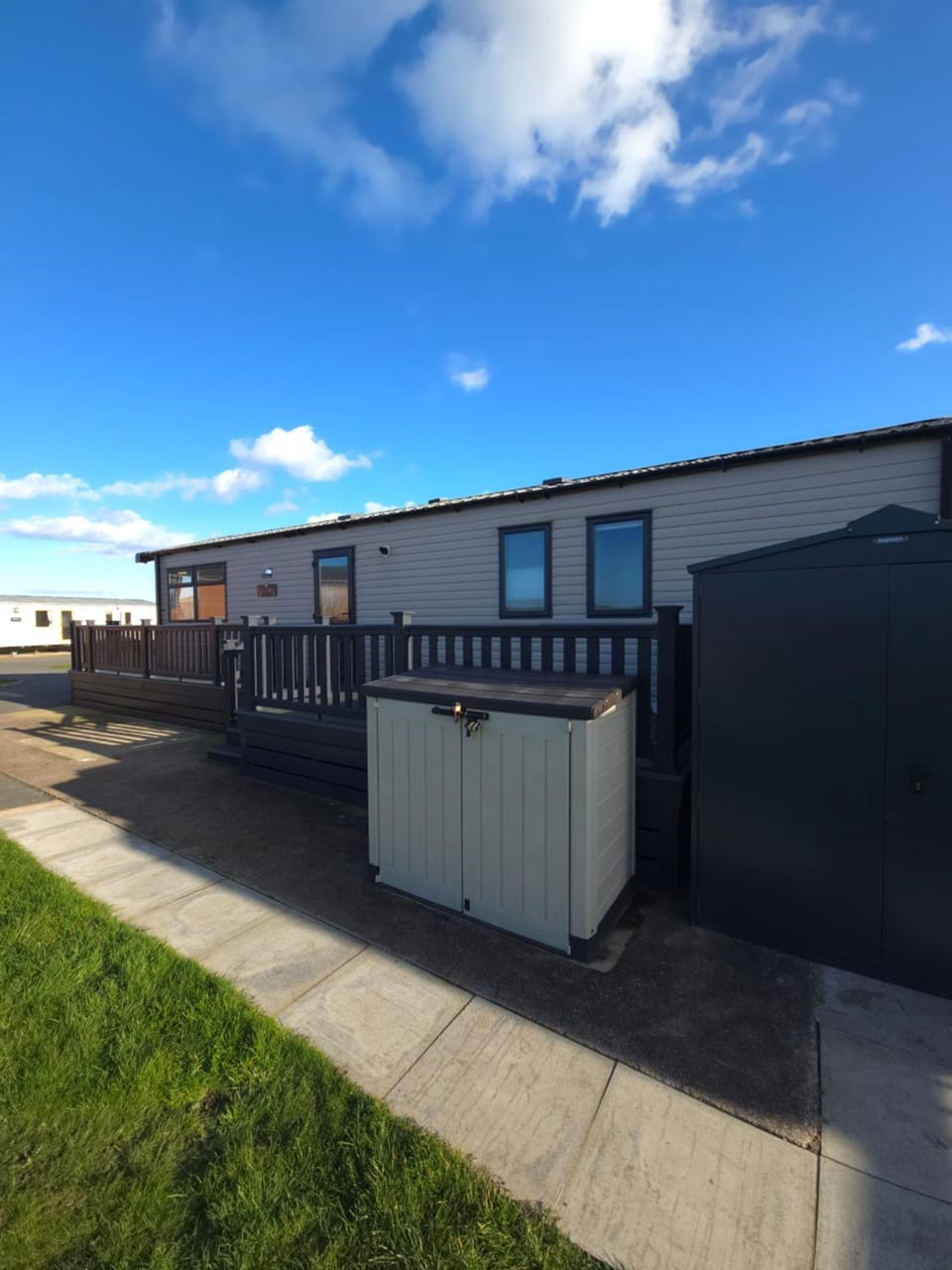Property building, Day