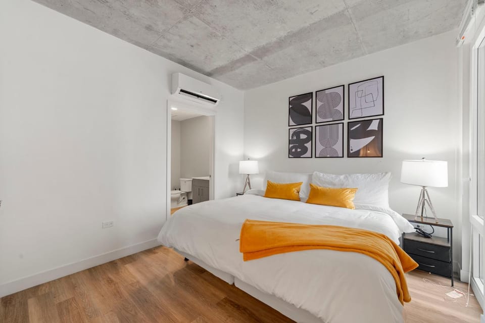 Bed, Bedroom, air conditioner