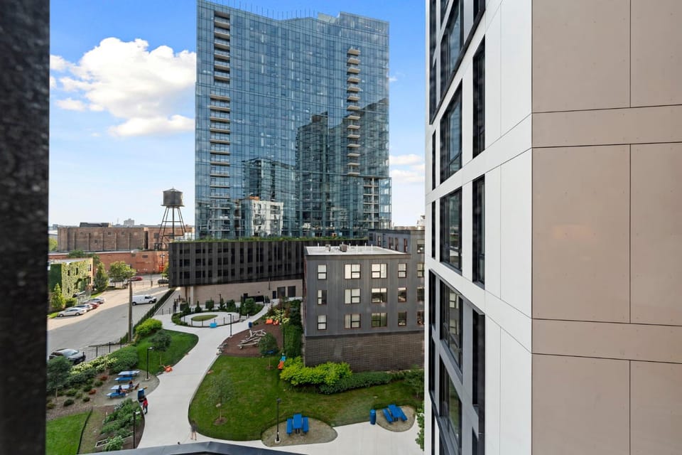 Property building, Neighbourhood, City view, Street view, Location