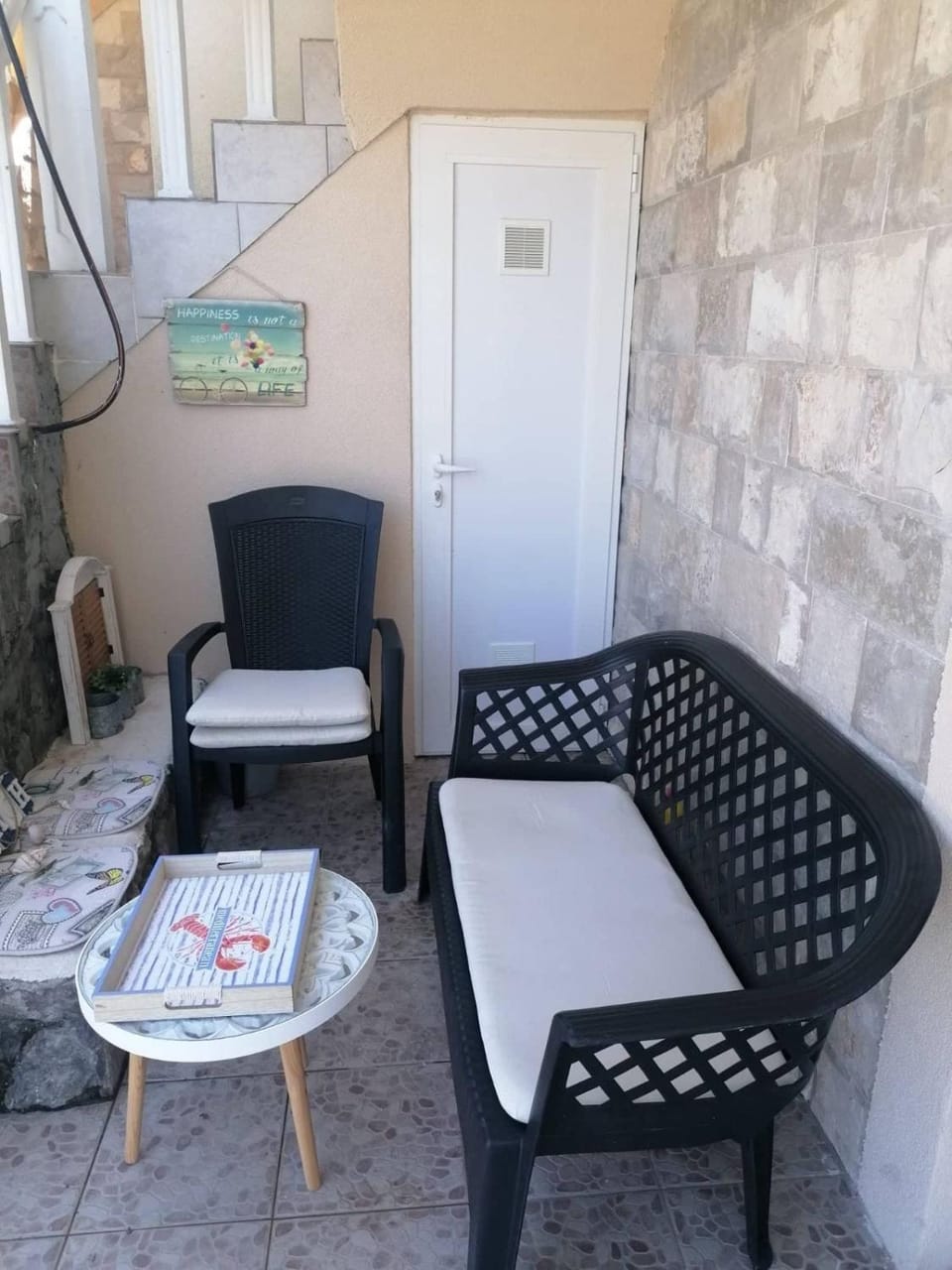 Patio, Seating area