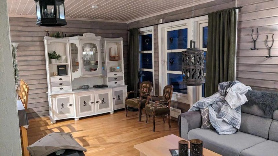 Ski-In, Ski-Out apartment at Filefjell House in Vestland