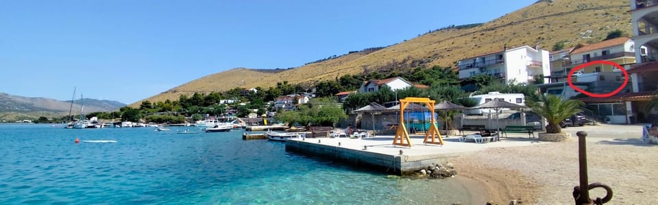 Caravan with private toilet and kitchen 2 Apartment in Šibenik-Knin County, Croatia