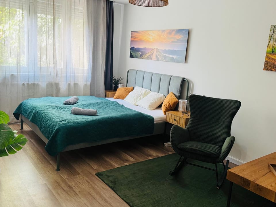 Bed, Bedroom