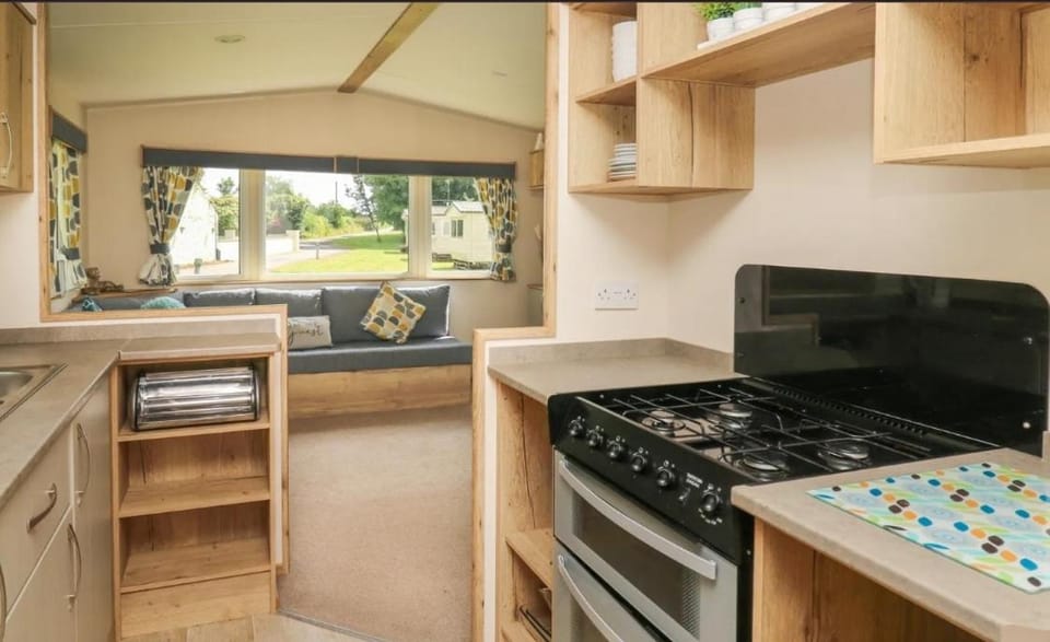 Caravan 6 - Blackmoor farm near tenby Apartment in Amroth