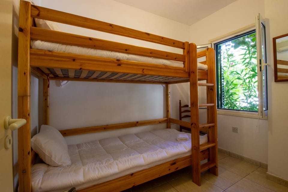 bunk bed
