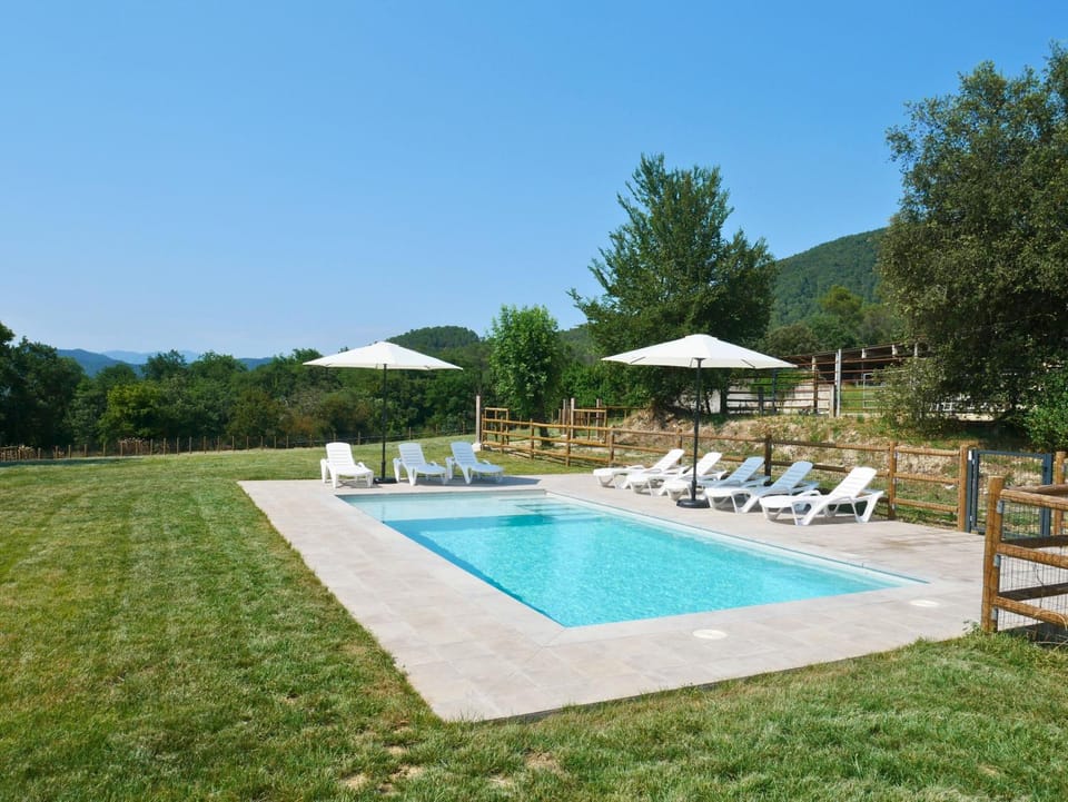 Natural landscape, Garden, Garden view, Mountain view, Pool view, Swimming pool, sunbed