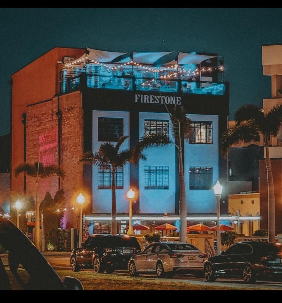 Luxury in the sky Apartment in Fort Myers