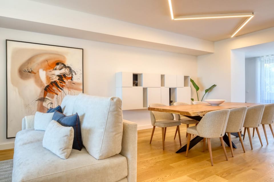 Communal lounge/ TV room, Living room