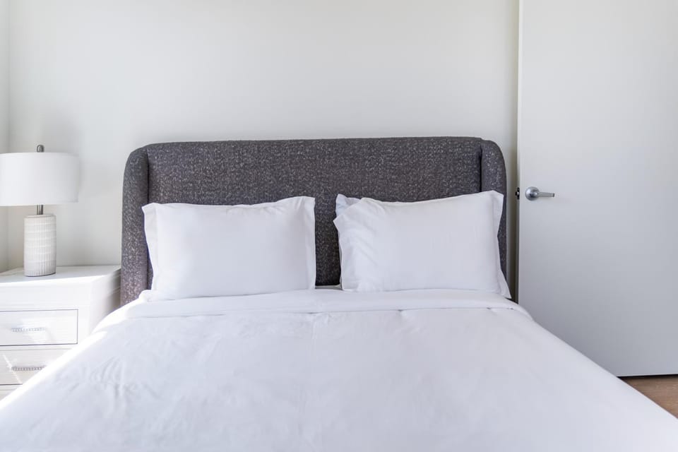 Luxury 2 Bedroom Residence With Fitness and Outdoor Pool Apartment hotel in West Hollywood