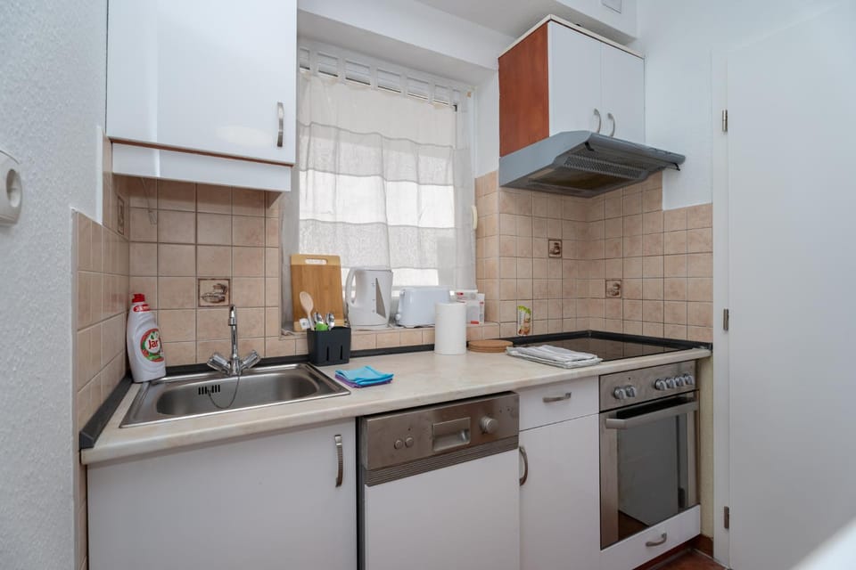 Keleti Train Station -Garay Square Apartment with balcony Apartment in Budapest
