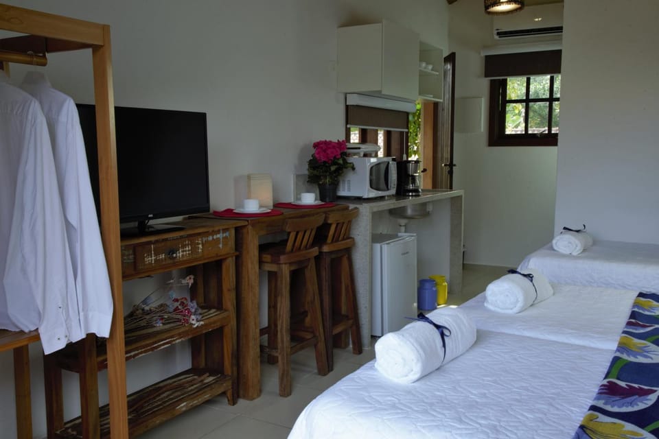 Suítes Vila dos Caetés 01 - Barra do Sahy Apartment in São Sebastião