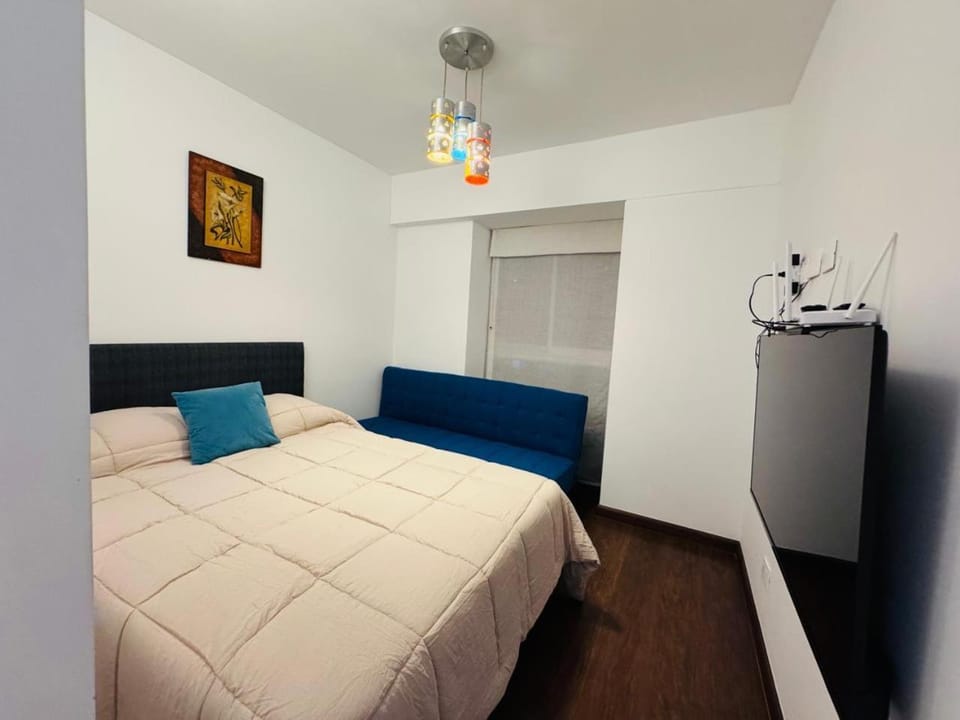 M23 DPTO 2 DORM - 2 BAÑOS CERCA EMBAJADA USA con COCHERA Apartment in La Molina