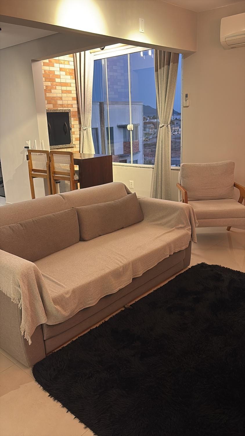 Apartamento com ar-condicionado, Wi-Fi no Campeche e estacionamento gratuito Apartment in Florianopolis