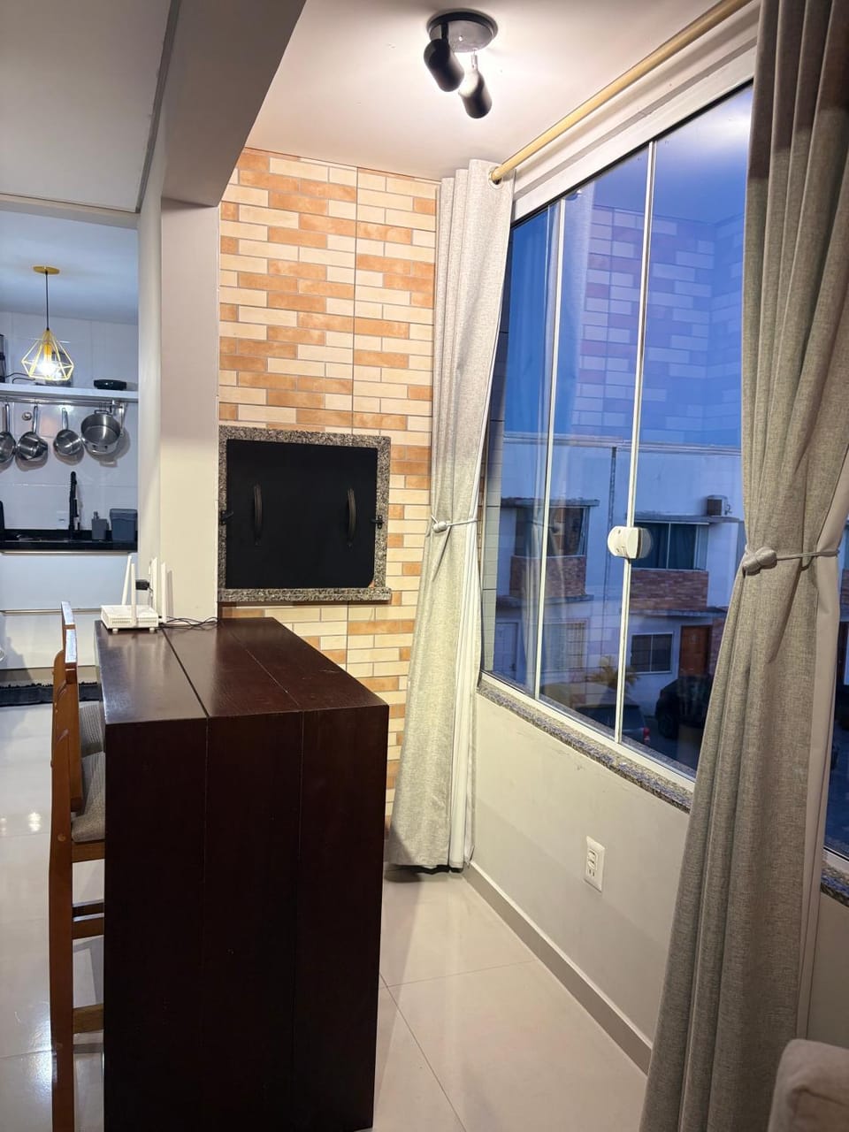 Apartamento com ar-condicionado, Wi-Fi no Campeche e estacionamento gratuito Apartment in Florianopolis