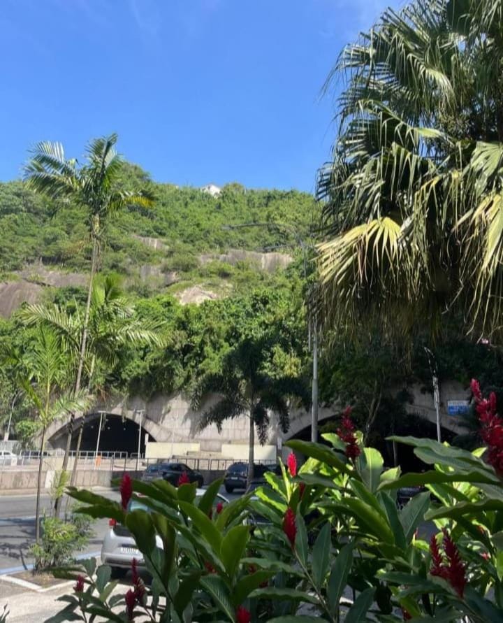 LEME Casa 11 Bed and Breakfast in Rio de Janeiro