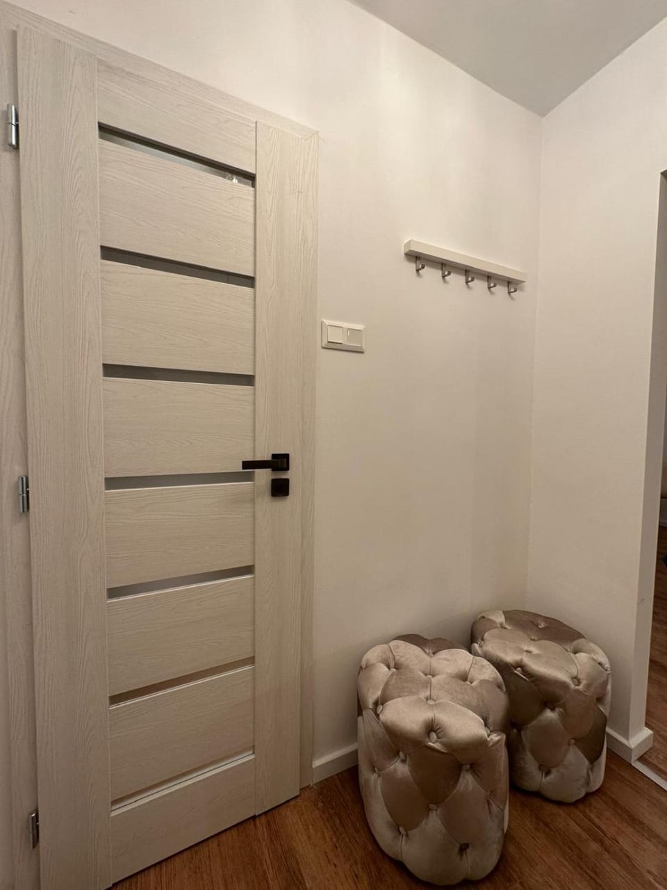 The Hill Studio - Free Parking & Walk to Old Town Apartment in Bratislava
