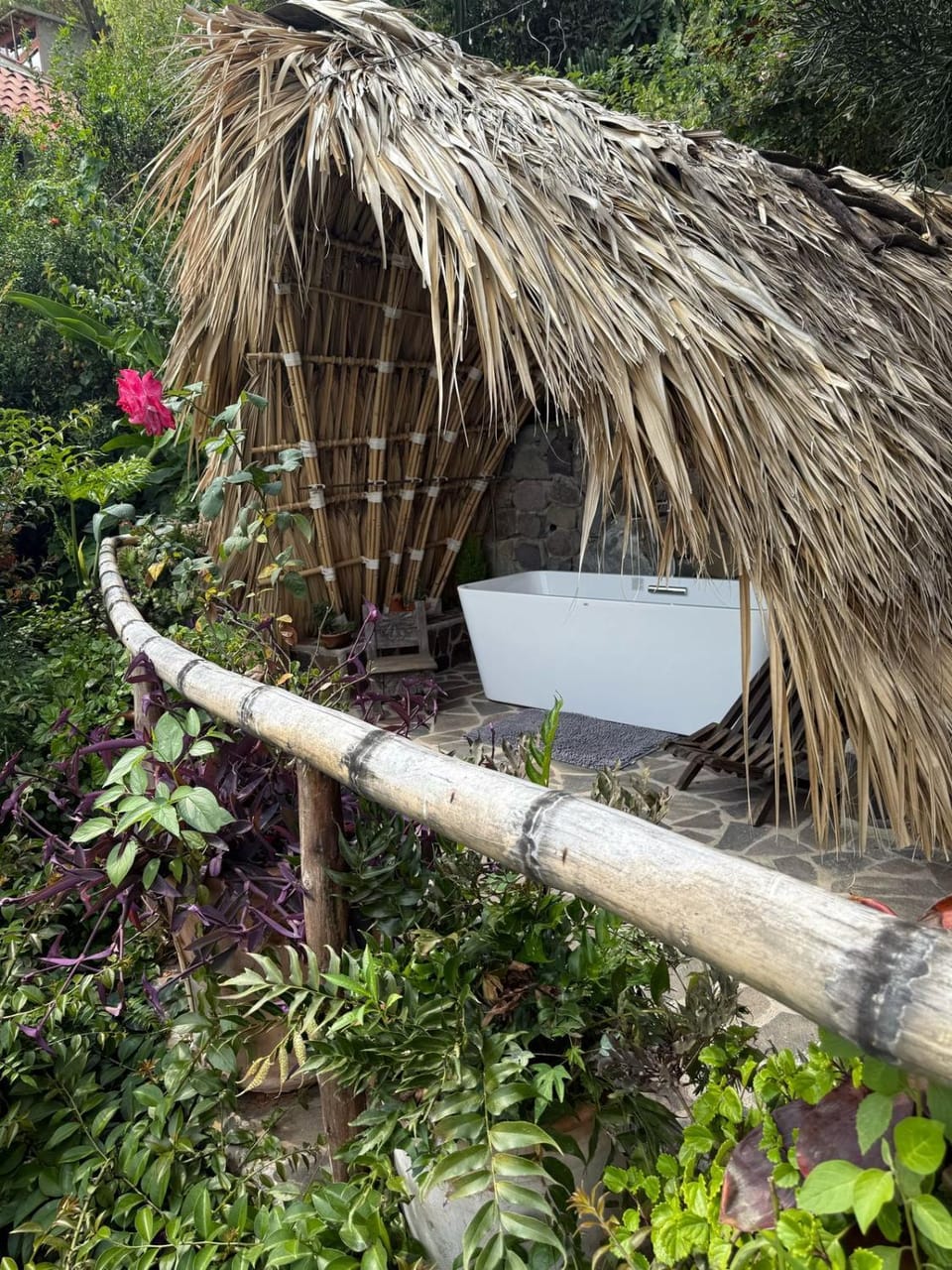 2-story Lakefront castita, beach, kitchen, sauna House in Sololá Department