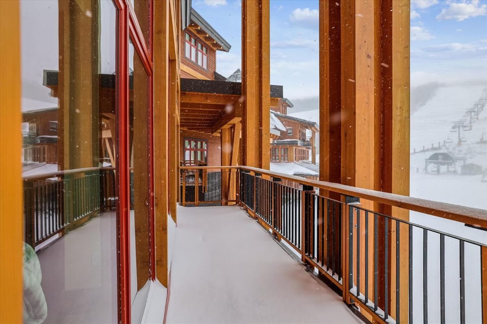 Spruce Adventure House in Stowe