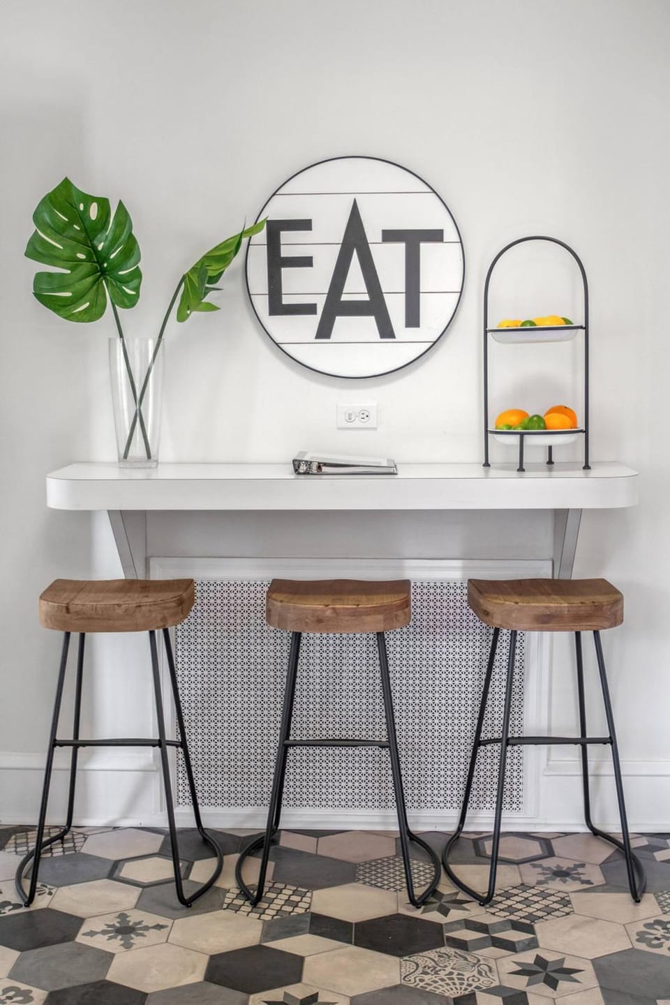 Kitchen or kitchenette, Lounge or bar, Dining area