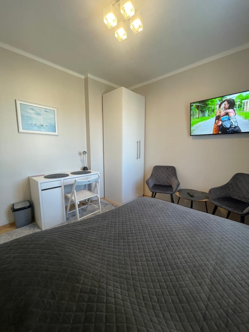 TV and multimedia, Photo of the whole room, Seating area