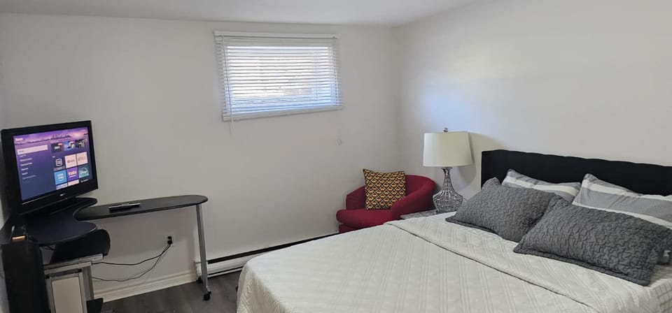 Deluxe Room in a Cozy Apt Inn in Saint John