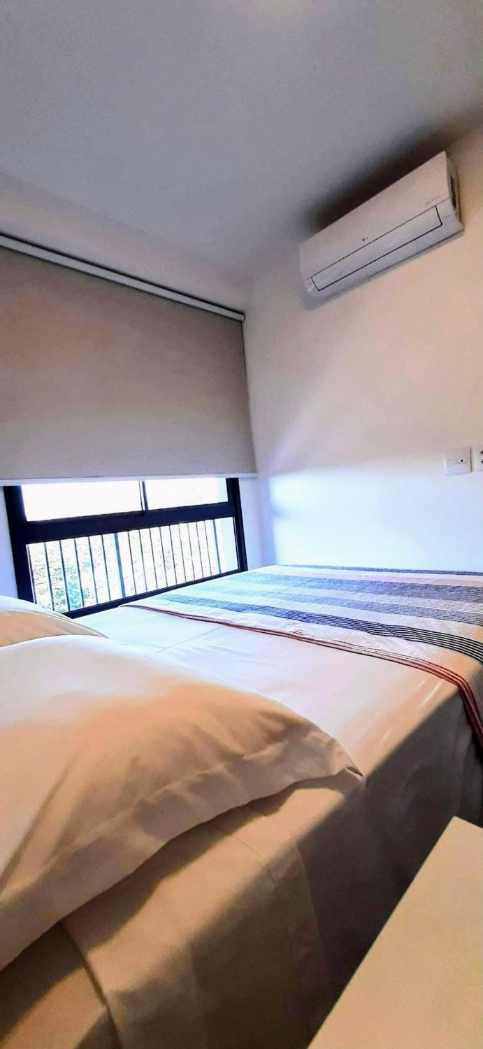 Bed, Bedroom, air conditioner