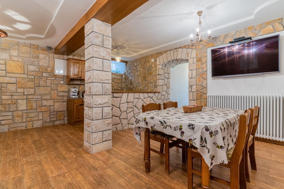 Apartment Jurasić Apartment in Primorje-Gorski Kotar County