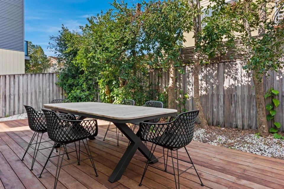Balcony/Terrace, Dining area