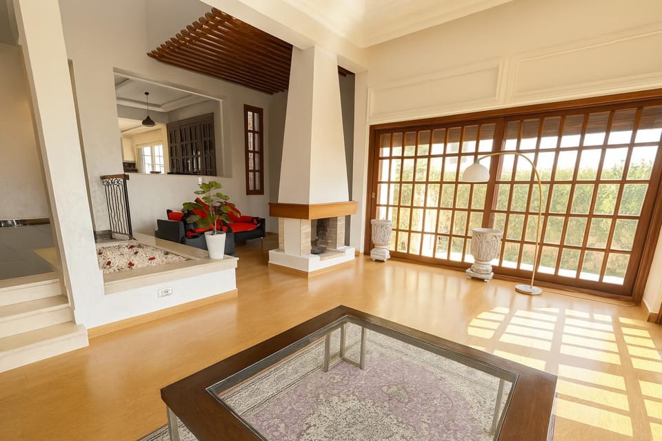 Spacious villa in Founty, beach side 40m front Sofitel Villa in Agadir