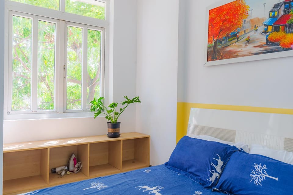 NiceHouse-5BedRooms-Max12People-1km to Bui Vien Apartment in Ho Chi Minh City