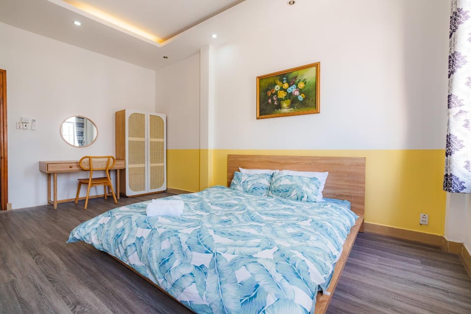 NiceHouse-5BedRooms-Max12People-1km to Bui Vien Apartment in Ho Chi Minh City
